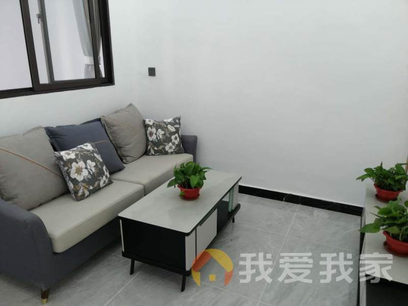 上海路住宅小区3楼2室一厅诚心出售