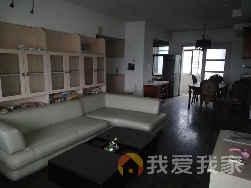 南昌我爱我家户型很好 青山湖风景区旁环境好 南北通透 楼间距宽