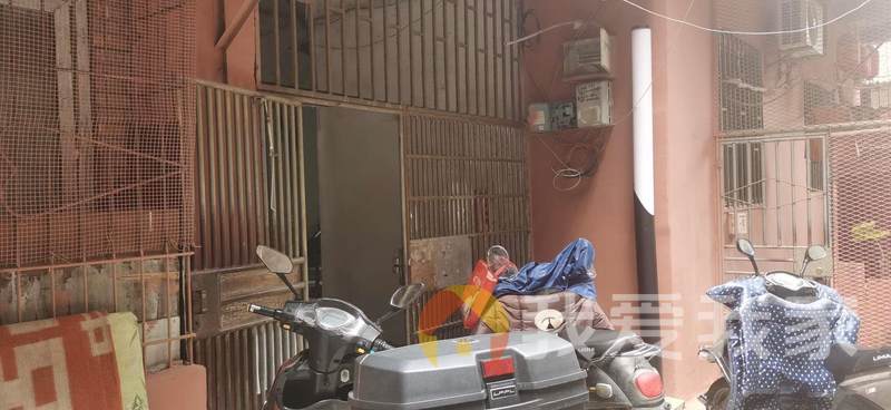 房东诚心出售，品质楼盘，楼层好，看中价格有谈