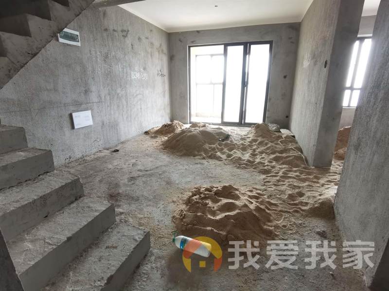 南昌我爱我家地铁四号线 伟象百业城 新洪大一附院旁 新力物业 准新小区