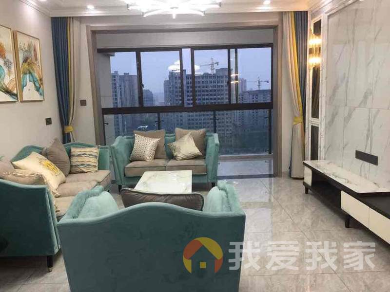国贸天琴湾西区 南北通透，采光好 装修好，环镜优美 视野好，诚心出售