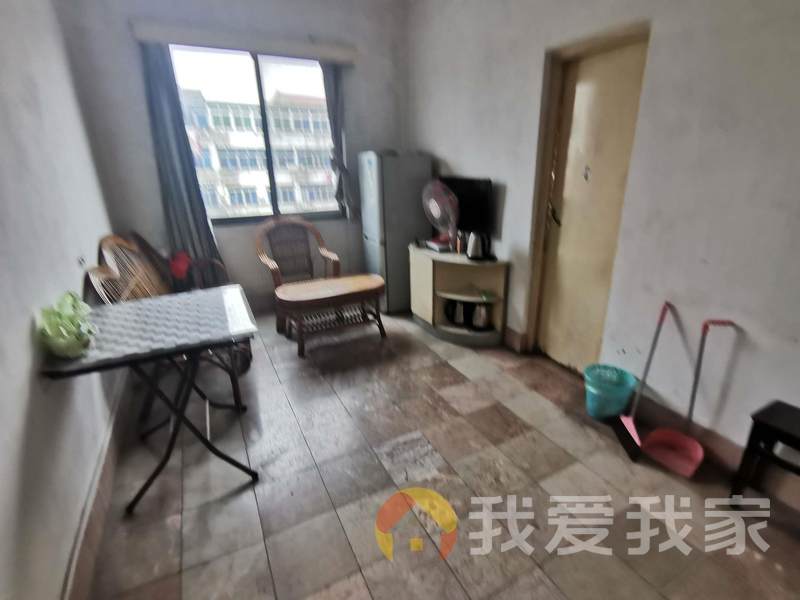 两房一厅一卫 南北通透