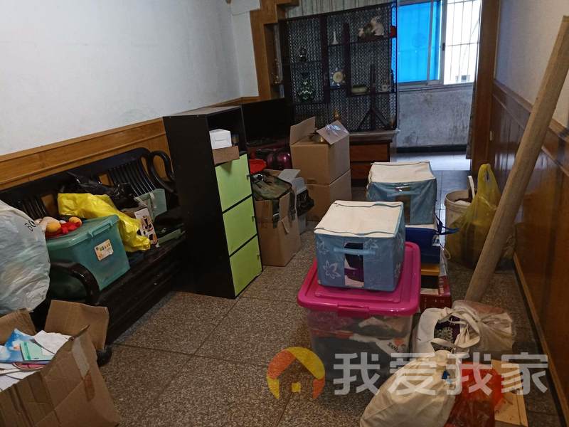 南昌我爱我家岔道口西路23号林业厅宿舍 南北通透，采光好 视野好，诚心出售