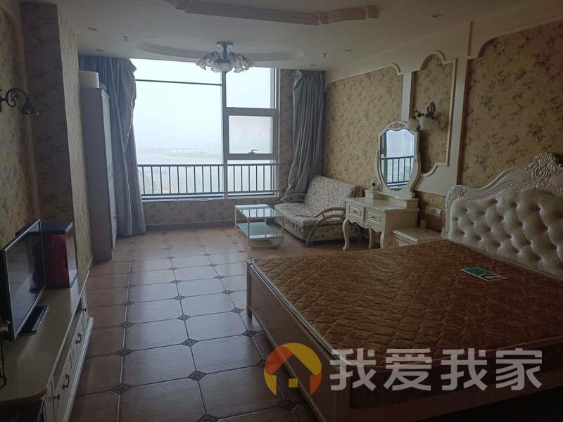 房东诚心出售，品质楼盘，楼层好，看中价格有谈