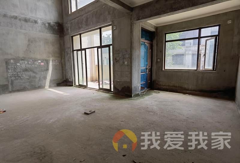 纯别墅社区 位于小区中间位置不临街环境安静，