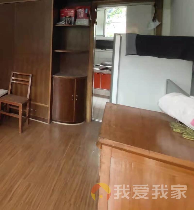 惠民机械厂 南北通透，采光好 视野好，诚心出售