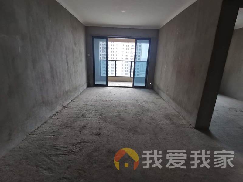 居住主题公园 沃尔玛对面 房东急卖随时看房配合签约 欢迎咨询