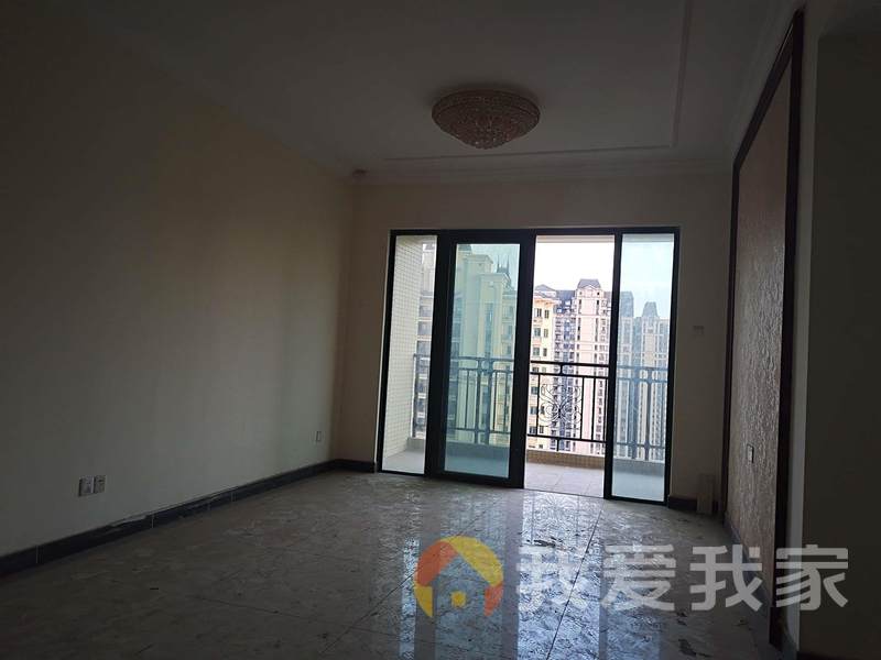 小区环境相当好，楼栋很新，小区环境相当好  价格实惠