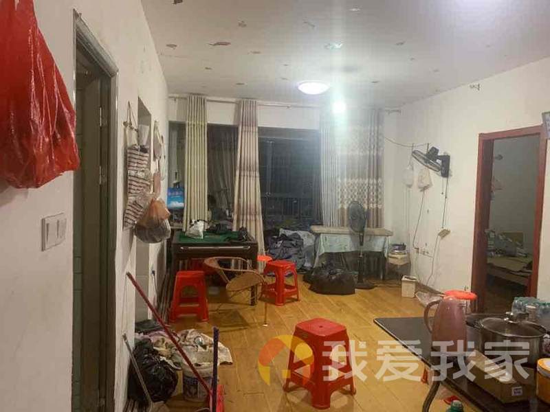景城名郡 南北通透，采光好 周边匹套完善，，出行方便