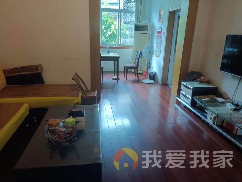江大南路南昌大学梦时代二房两厅中间楼层