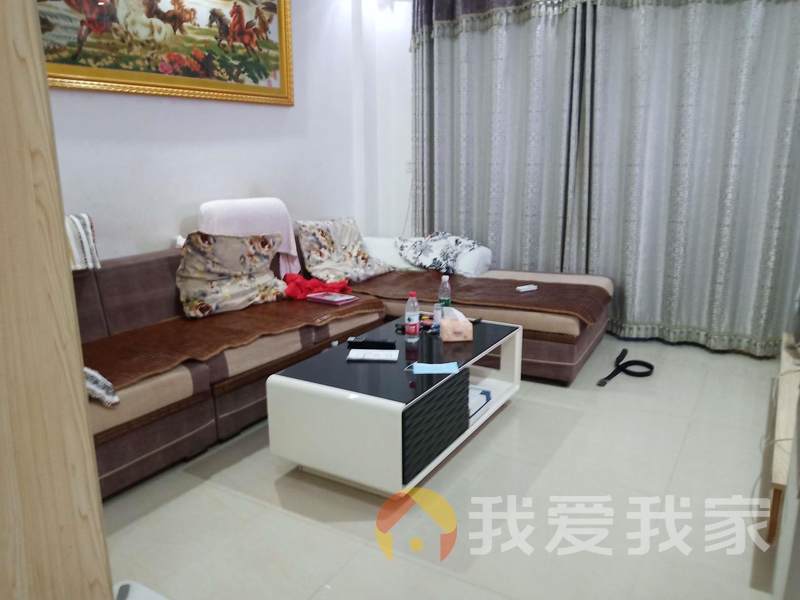 景城名郡 南北通透，采光好 装修好，环镜优美 视野好，诚心出售