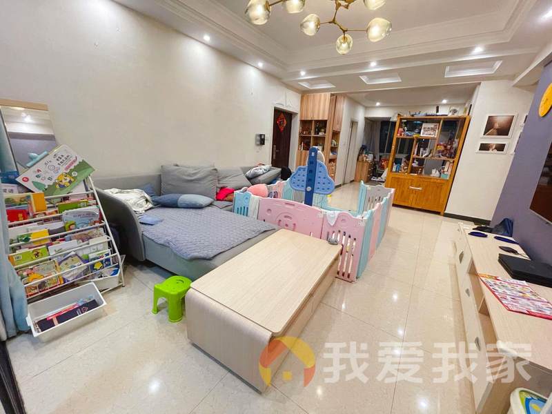 丰源淳和A区 南北通透，采光好 装修好，环镜优美 视野好，诚心出售