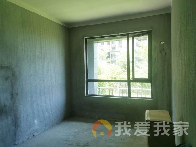 南昌我爱我家煌盛中央公园 南北通透，采光好 装修好，环镜优美 周边匹套完善，，出行方便