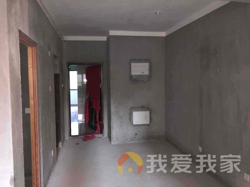 南昌我爱我家紫金城红郡 南北通透，采光好 周边匹套完善，，出行方便