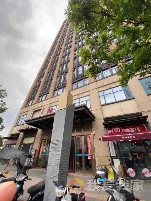 盛汇城市广场 南北通透，采光好 周边匹套完善，，出行方便