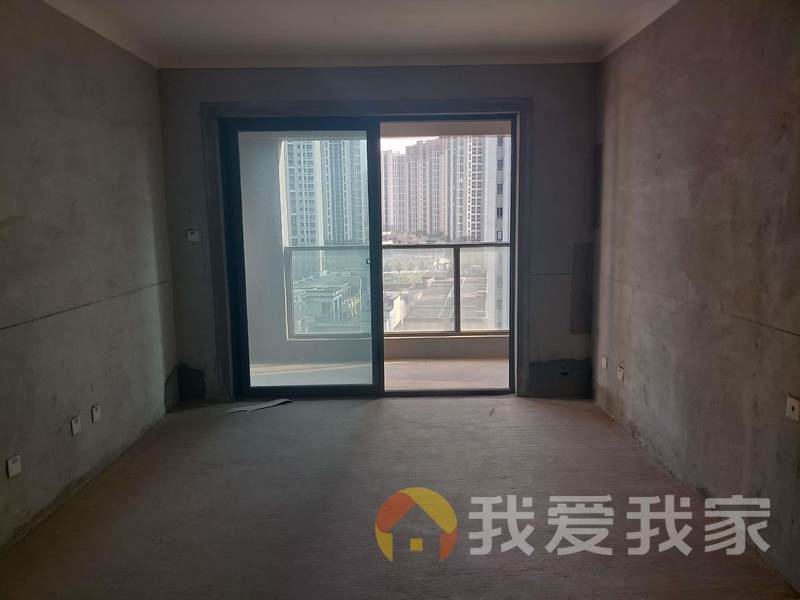 滨江悦府（万达文化旅游城K区） 南北通透，采光好 中间楼层