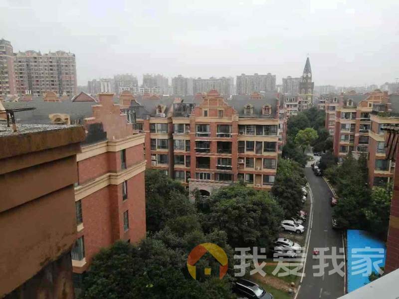 南昌我爱我家幸福时光二期 南北通透，采光好 装修好，环镜优美 中间楼层