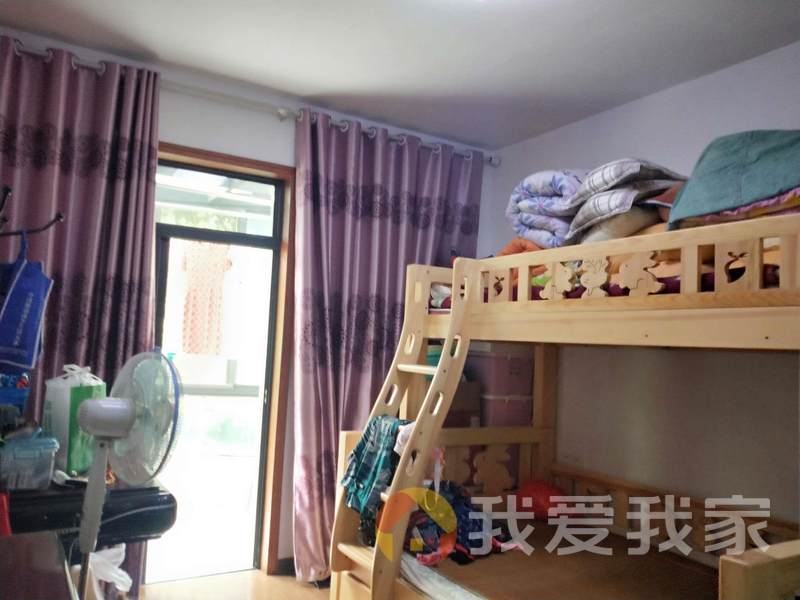 恒茂国际都会 南北通透，采光好 装修好，环镜优美 周边匹套完善，，出行方便