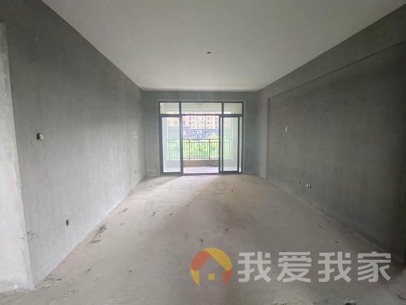南昌我爱我家九龙湖花园一区 南北通透，采光好 中间楼层