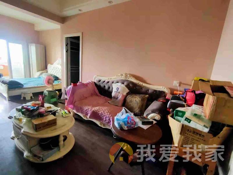 南昌我爱我家coco悦城 南北通透，采光好 装修好，环镜优美 视野好，诚心出售