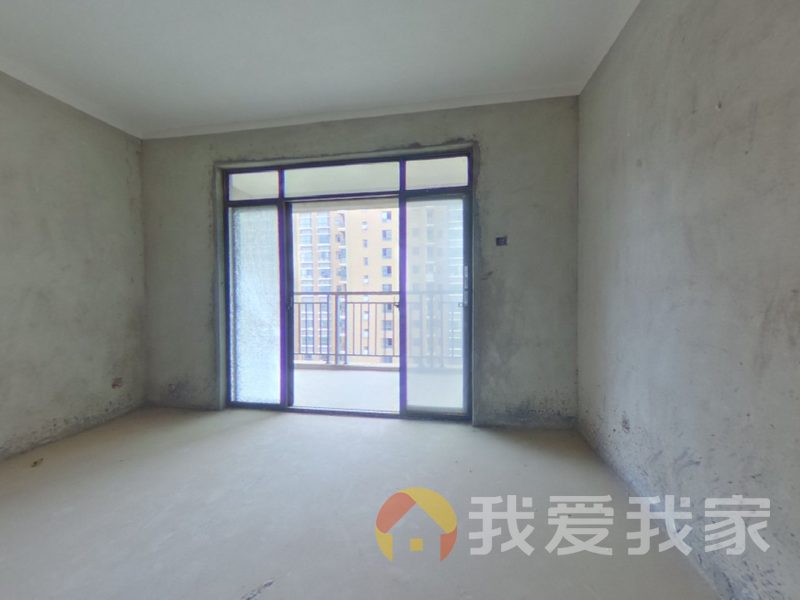 梅湖明珠 南北通透，采光好 中间楼层
