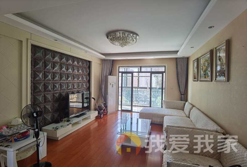 南昌我爱我家联发江岸汇景 南北通透，采光好 装修好，环镜优美 中间楼层