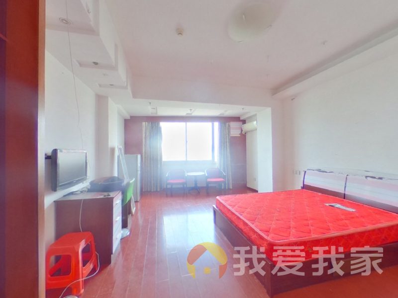 南昌我爱我家蓝天碧水 南北通透，采光好 装修好，环镜优美 近地铁 中间楼层