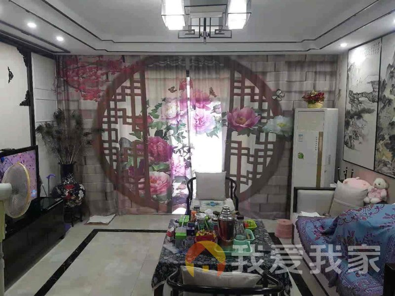 湖韵天成 南北通透，采光好 装修好，环镜优美 中间楼层