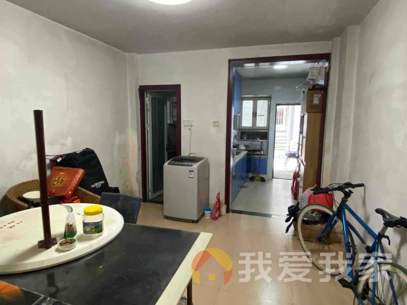 南昌我爱我家丁公路南柴宿舍 南北通透，采光好 装修好，环镜优美 近地铁 视野好，诚心出售