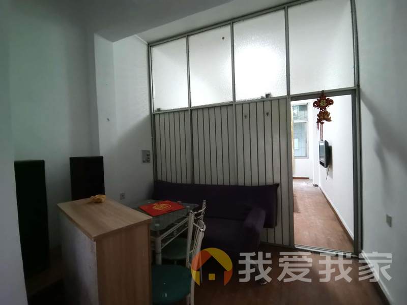 育新路 南北通透，采光好 视野好，诚心出售