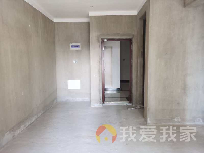 力高御景天城（嘉禾小区） 南北通透，采光好 装修好，环镜优美 视野好，诚心出售