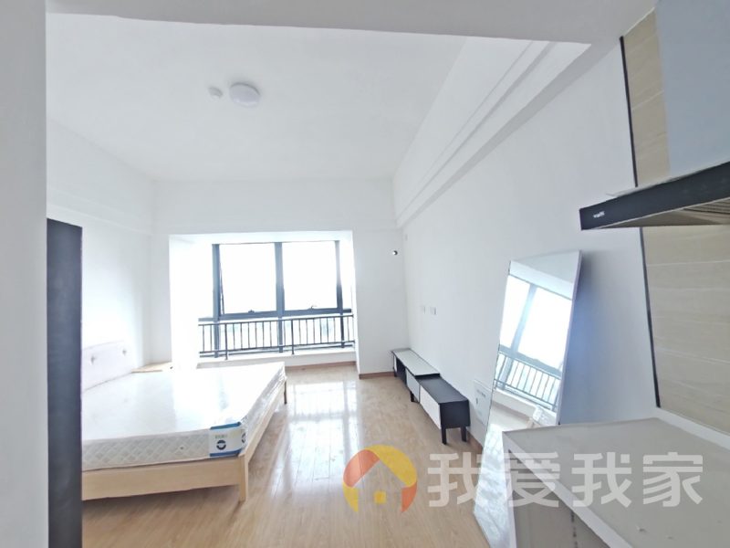 南昌我爱我家绿地未来城 南北通透，采光好 装修好，环镜优美 周边匹套完善，，出行方便