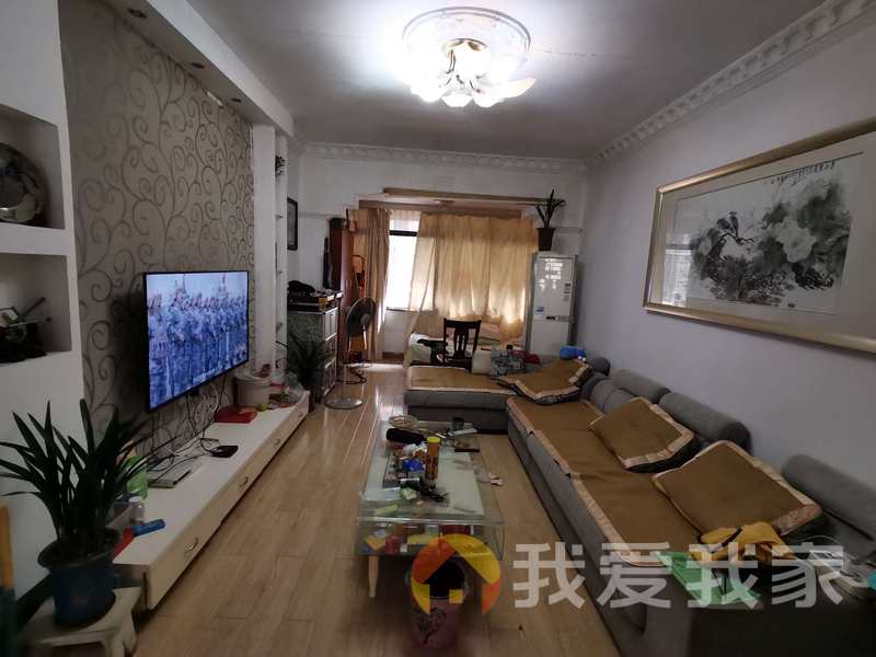 永外正街217号物质局宿舍 南北通透，采光好 装修好，环镜优美 视野好，诚心出售