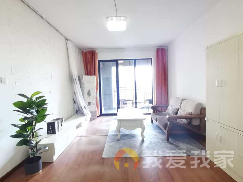南昌我爱我家世茂天城 南北通透，采光好 装修好，环镜优美 近地铁 周边匹套完善，，出行方便