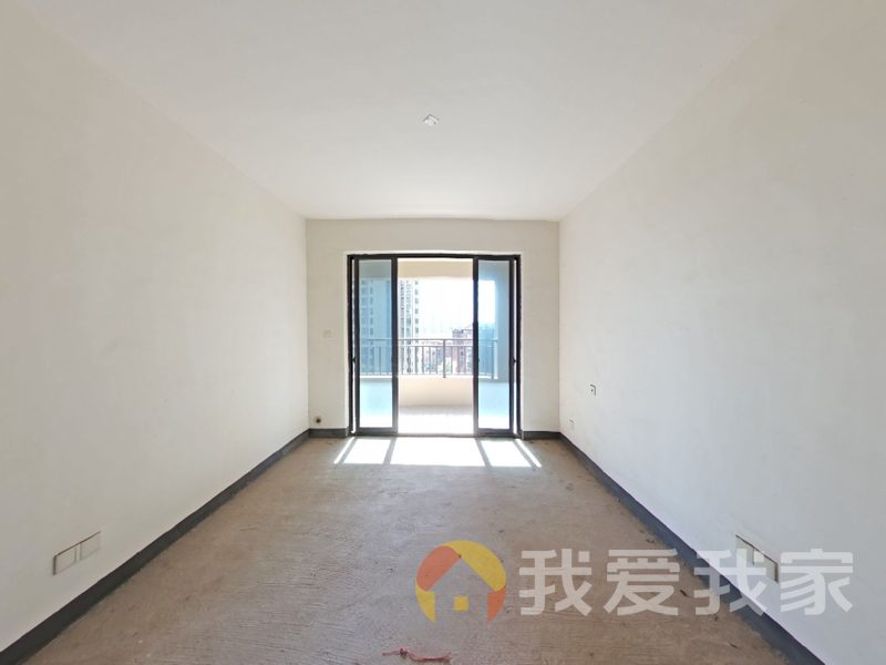 南昌我爱我家近地铁 双公园环绕 房东因置换急需处理 可小刀 小区环境优美