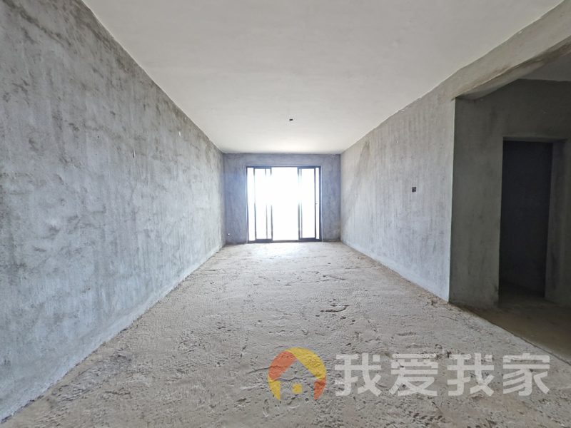 南昌我爱我家新建城B6区 南北通透，采光好 近地铁 视野好，诚心出售