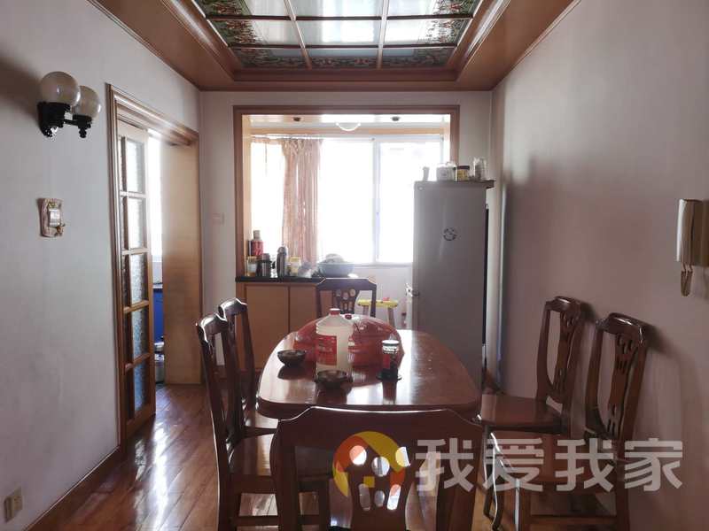 庐山花园如琴苑 南北通透，采光好 装修好，环镜优美 近地铁 视野好，诚心出售
