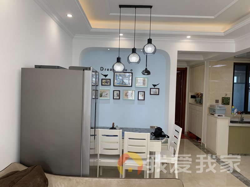 新力愉景湾 南北通透，采光好 装修好，环镜优美 视野好，诚心出售