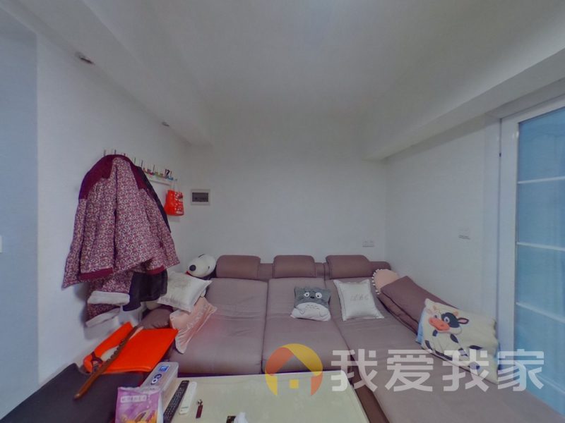南昌我爱我家保集一期保集半岛 南北通透，采光好 装修好，环镜优美 视野好，诚心出售