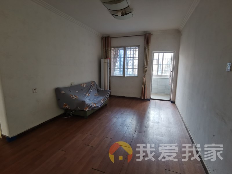 南昌我爱我家铁路九村（南铁世纪花园） 南北通透，采光好 周边匹套完善，，出行方便