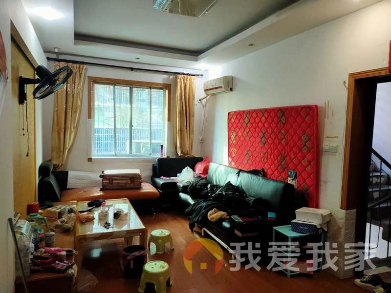 振中小区（滕阁花园小区） 南北通透，采光好 视野好，诚心出售