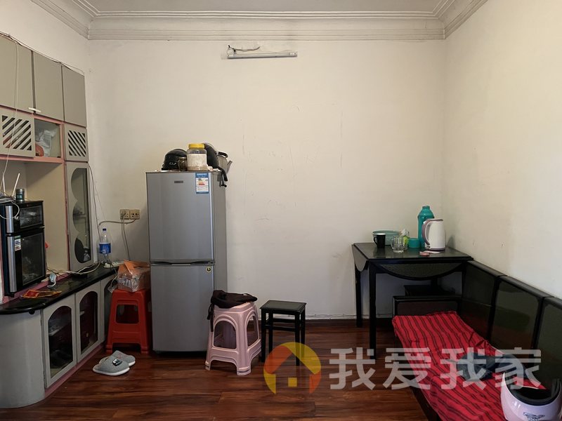 船山路 南北通透，采光好 视野好，诚心出售