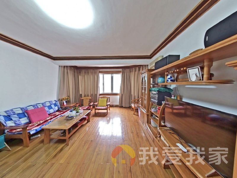 桃苑一区 南北通透，采光好 装修好，环镜优美 周边匹套完善，，出行方便