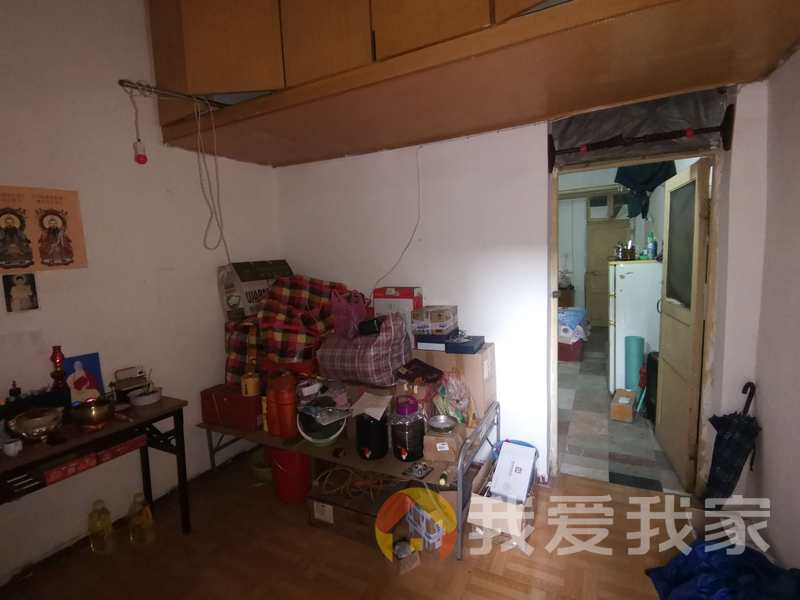 北京东路138号洪钢宿舍 南北通透，采光好 近地铁 视野好，诚心出售
