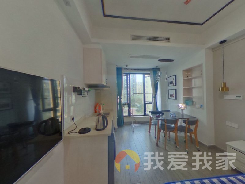 南昌我爱我家中骏尚城（蓝湾尚城） 南北通透，采光好 装修好，环镜优美 周边匹套完善，，出行方便