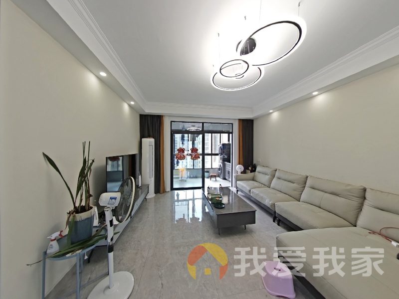 合一中央城（御龙湾花园） 南北通透，采光好 装修好，环镜优美 中间楼层