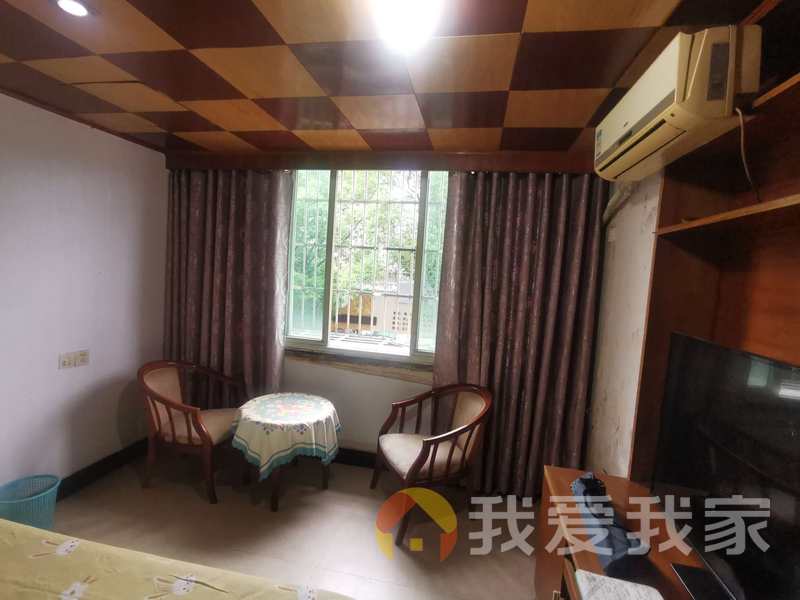 南昌我爱我家工贸一村（桃园小区） 南北通透，采光好 视野好，诚心出售