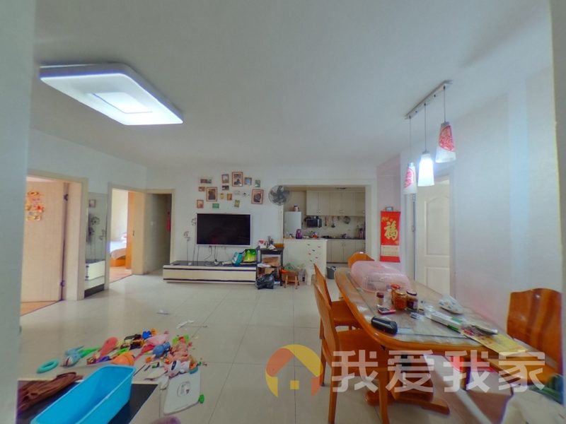 桃花苑商住小区 南北通透，采光好 装修好，环镜优美 视野好，诚心出售