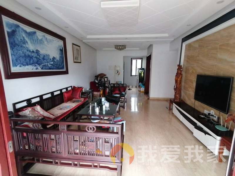 水榭花都 南北通透，采光好 装修好，环镜优美 近地铁 周边匹套完善，，出行方便