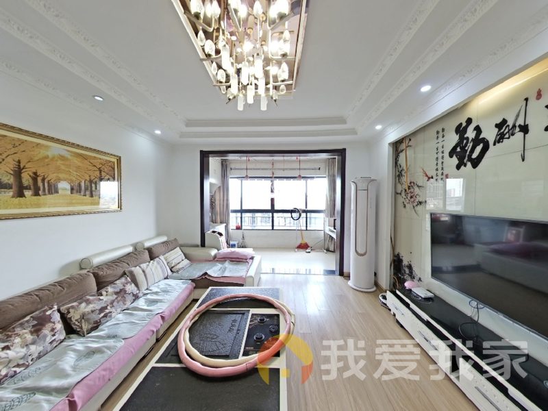 银亿上尚城四期 南北通透，采光好 装修好，环镜优美 周边匹套完善，，出行方便